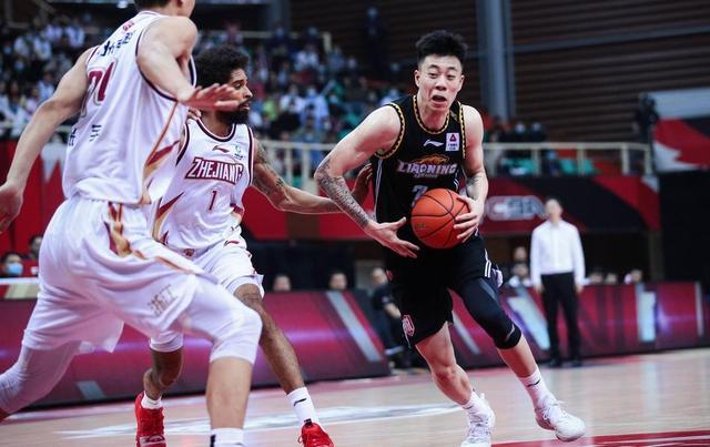 江苏苏宁客场大胜对手，取得联赛两连胜(苏宁主场比赛时间)