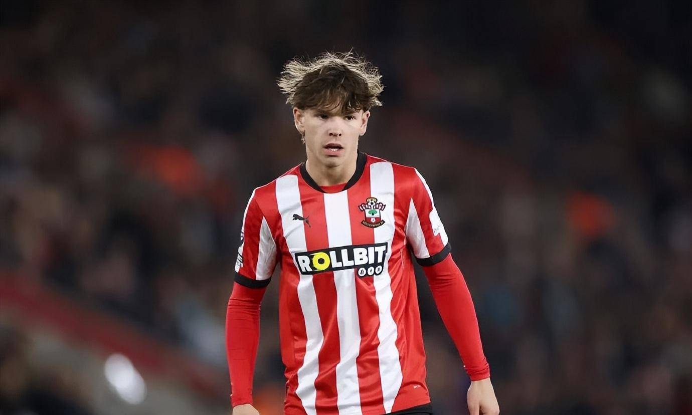 包含埃弗顿青训梯队获连胜，潜力球员崭露头角的词条