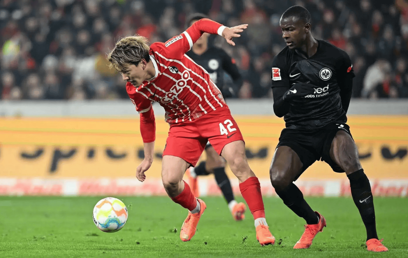 AG真人-包含云达不来梅对阵柏林赫塔，争夺宝贵三分的词条